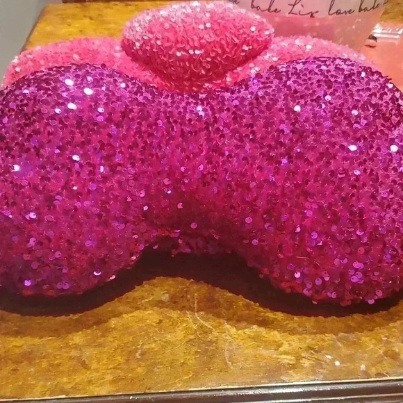 Pink sequin pillows set of 2 - Picture 5 of 10